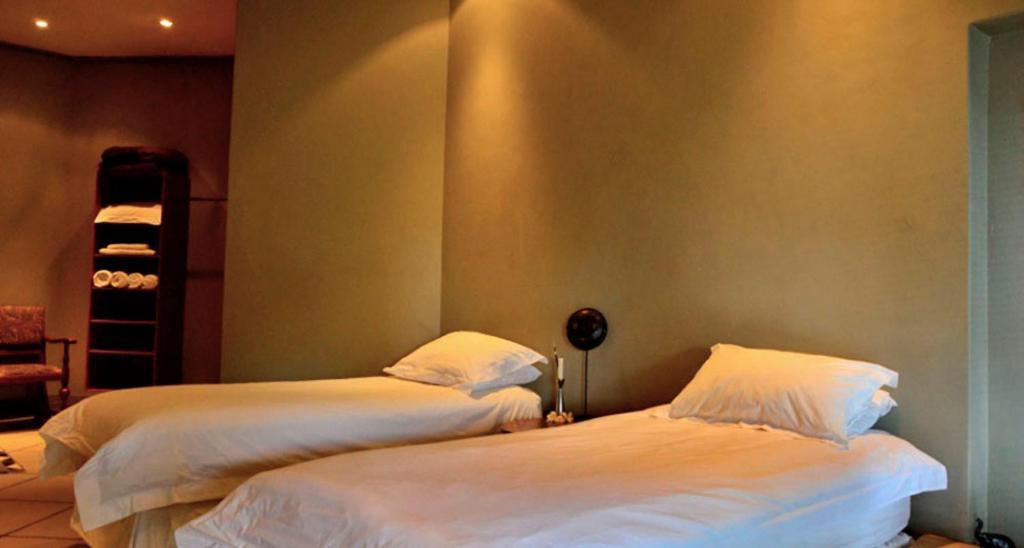 Tingala Lodge - Bed In The Bush بهالابوروا الغرفة الصورة